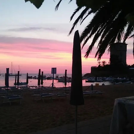 Campese Apartments *